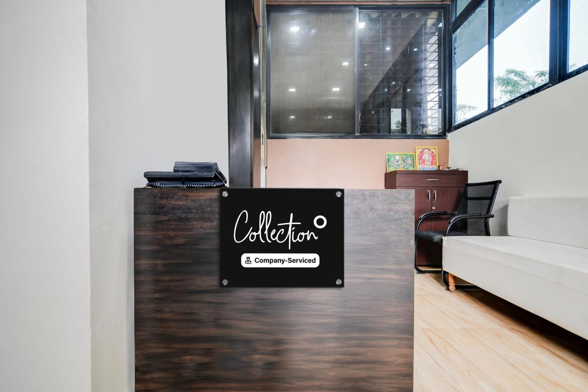 Super Collection O Indore Near Omax City 1 Kanadiya Buitenkant foto